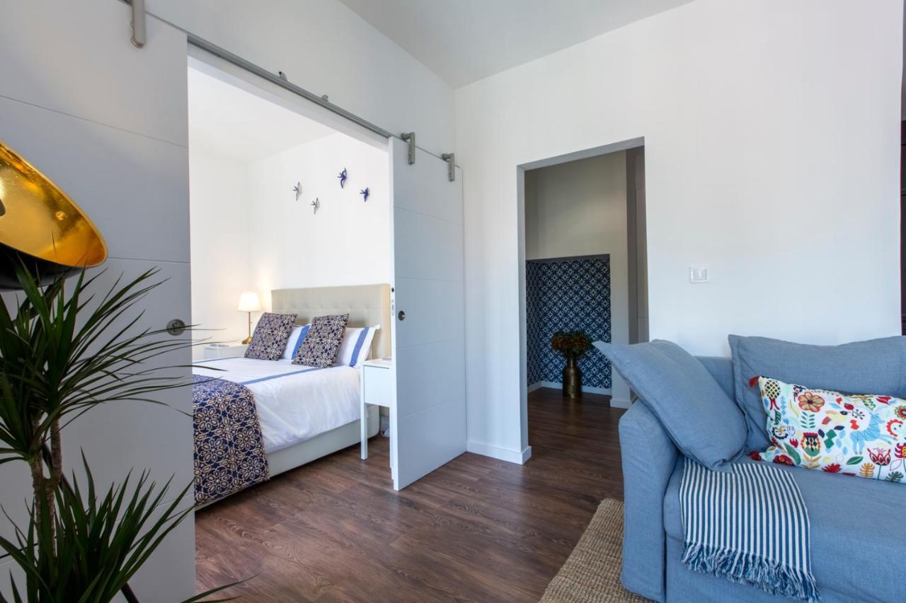 Amazing Downtown Apt With Small Balcony With View Over The Castle Lisboa Exterior foto